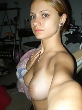 Old mistress is playing with her vagina