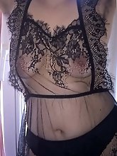 Alluring mature mom gets her hole fucked