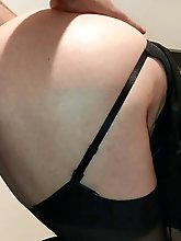 Sexy Mature Rubbing Pussy and Handjob