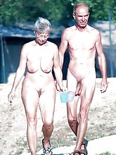 Sexy mature dame enjoying sex