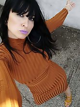 Mature lady likes a big cock