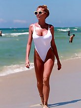 Fiery aged chicks enjoy a big cock very much