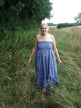 Female revealing her titties