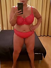 Kinky mature hellcat showing off her asshole