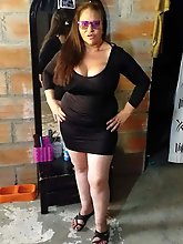 Aged girlfriends are masturbating