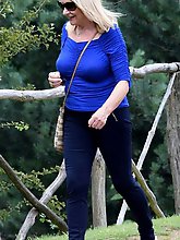 Mature ladies braless cleavage pokies 44