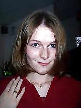 Mommies posing nude on picture