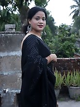 Concupiscent damsels with hairy vagina